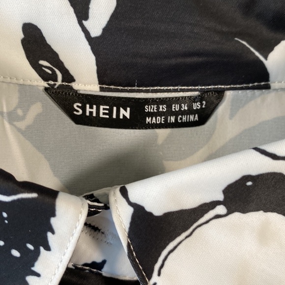 🌿[ Shein ] Panda Bear Button Up Blouse - Picture 3 of 8